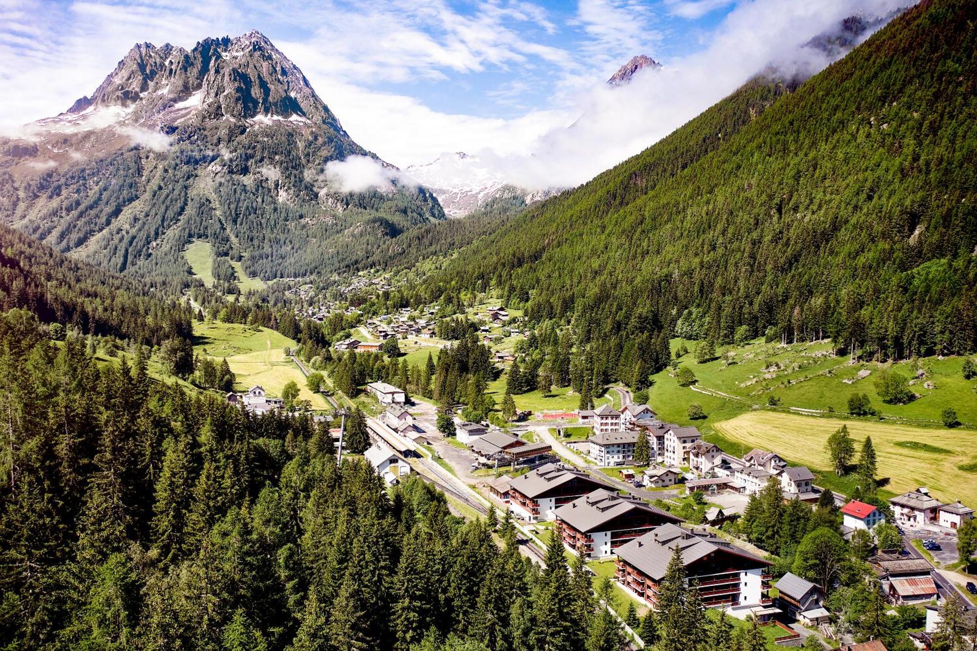 Dormio Resort Les Portes Du Mont Blanc Vallorcine Exterior foto
